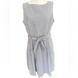 ANNE KLEIN DRESS Women's White & Blue Stripes with tie front size 10
MSRP $119